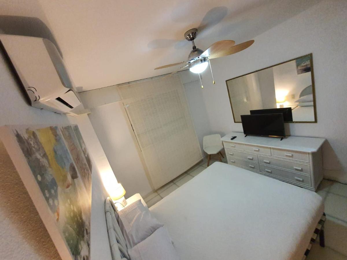 Apartamento Aquarium Park, 1ª Linea De Playa, Para 4 Personas كاليبي المظهر الخارجي الصورة